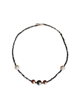 Load image into Gallery viewer, Tricolor Pearl Necklace
