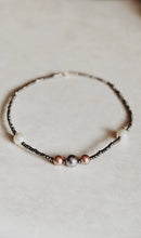 Load image into Gallery viewer, Tricolor Pearl Necklace
