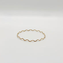 Load image into Gallery viewer, Wavy Bangle
