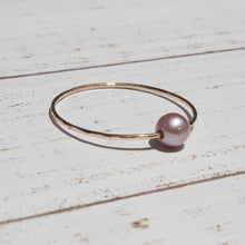 Load image into Gallery viewer, Baby Edison Pearl Bangle
